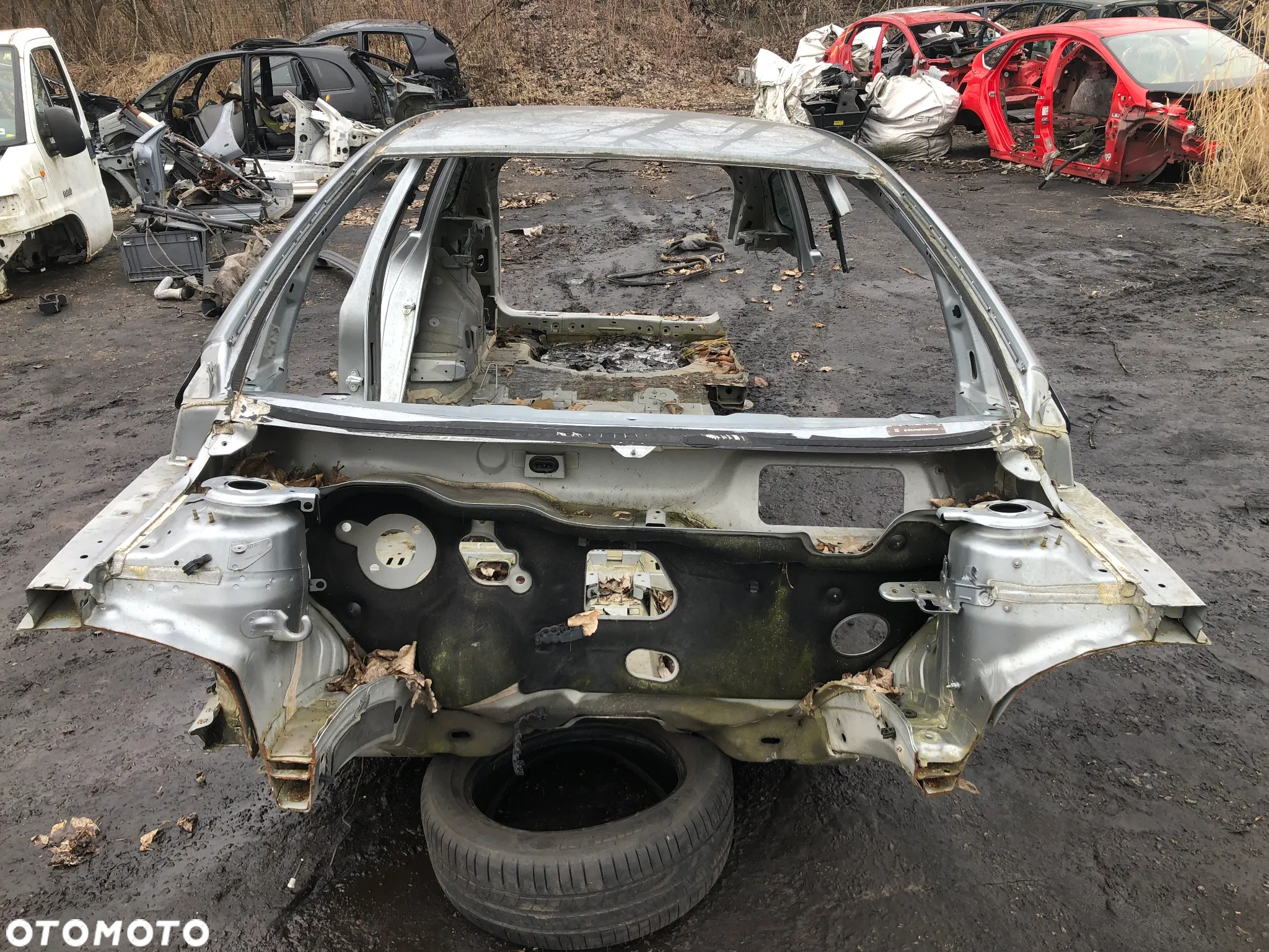 Błotnik Prawy Tył Ćwiartka Poszycie Opel Astra J Kombi Srebrny (2009 – 2015) - Gwarancja Wysyłka - 2