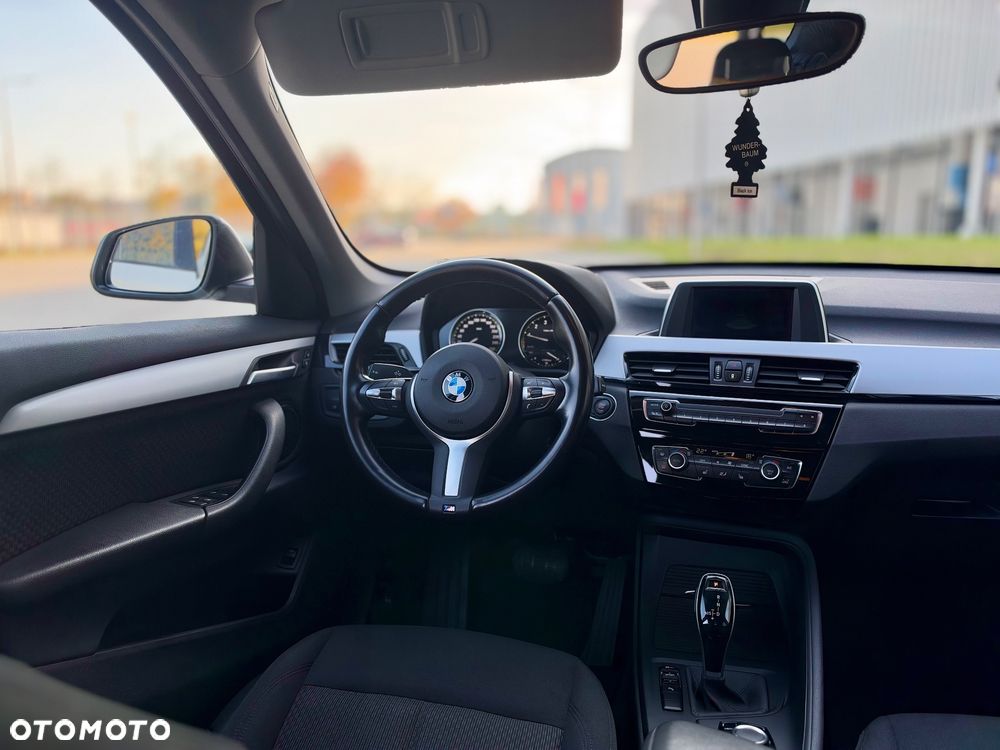 BMW X1 sDrive18i - 16