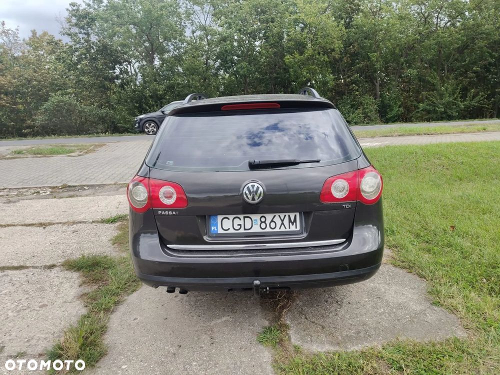 Volkswagen Passat - 6