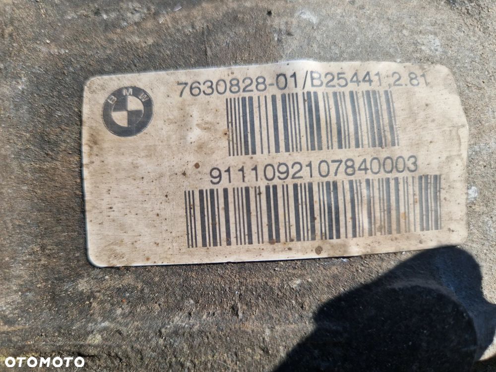 BMW f10 530d 550d Most tylny 7630828 2,81 - 2
