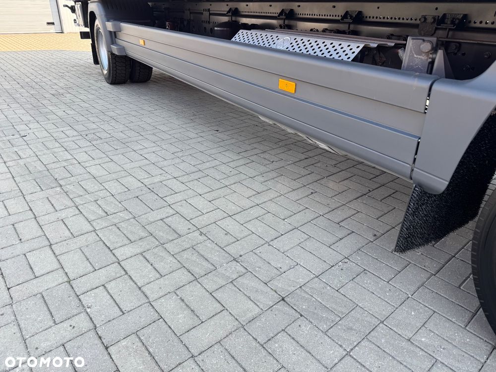 Mercedes-Benz ATEGO - 23