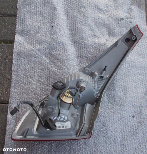 RENAULT MEGANE III 3 HB 5D 08- LEWA TYLNA LAMPA KLAPA ORYGINAŁ - 2