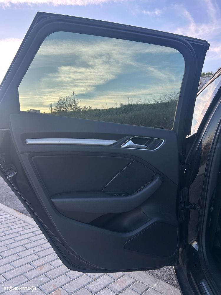 Audi A3 Sportback 1.6 TDI (clean diesel) S line Sport Pack - 12