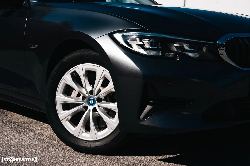 BMW 330 e Aut. Advantage - 6