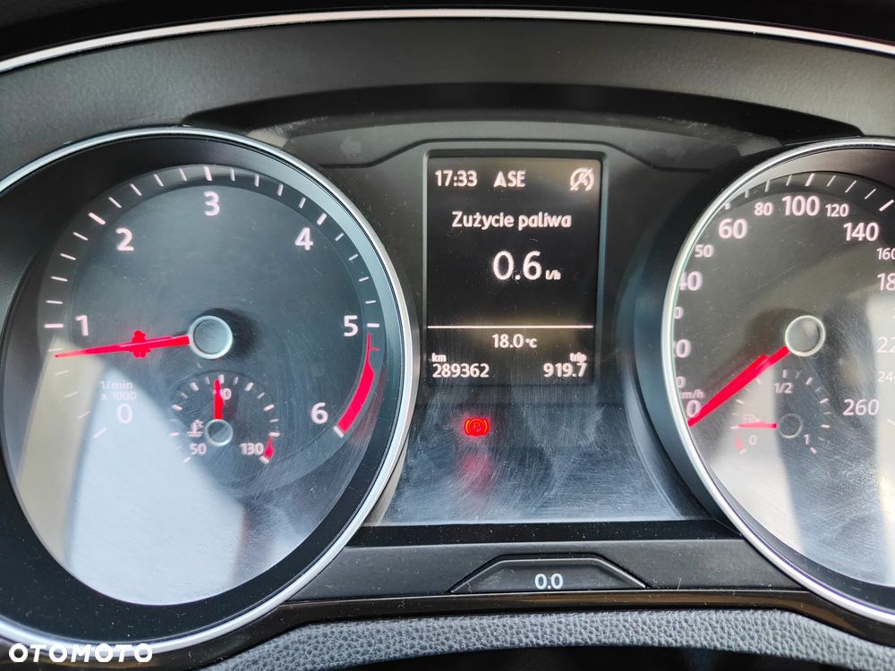 Volkswagen Passat 2.0 TDI BMT Comfortline - 11
