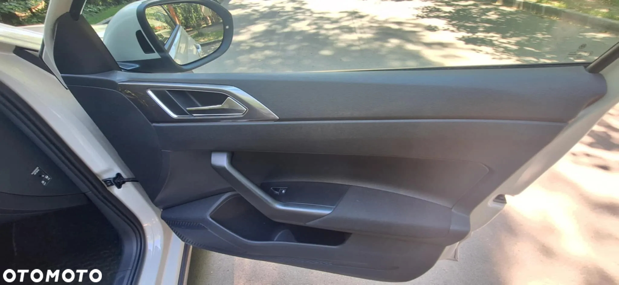 Volkswagen Taigo 1.0 TSI Style - 2