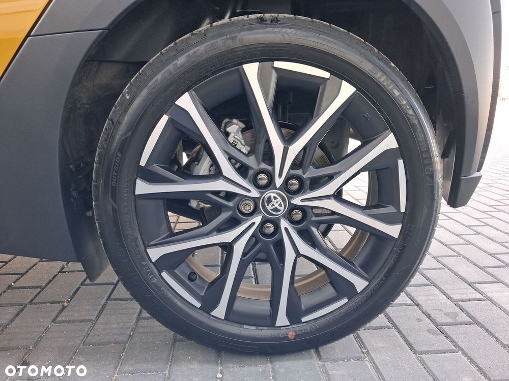 Toyota Aygo X Hybrid 1.5 Style e-CVT - 31
