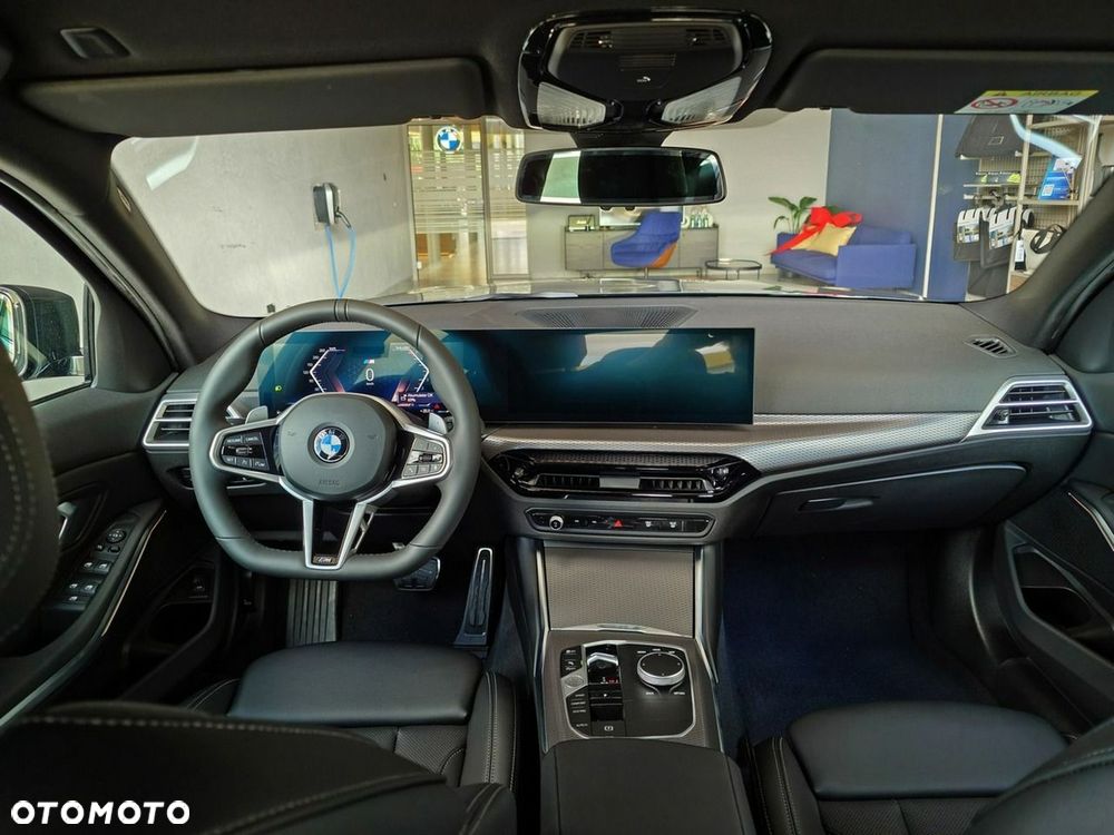 BMW Seria 3 318i M Sport - 18