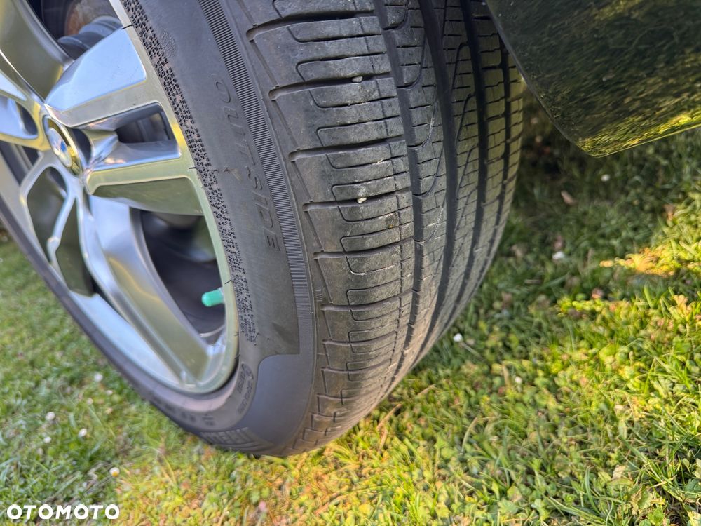 BMW X1 xDrive28i Sport Line - 13