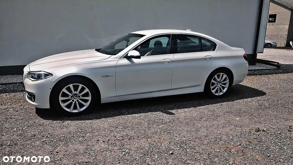 BMW Seria 5 525d xDrive Luxury Line - 6