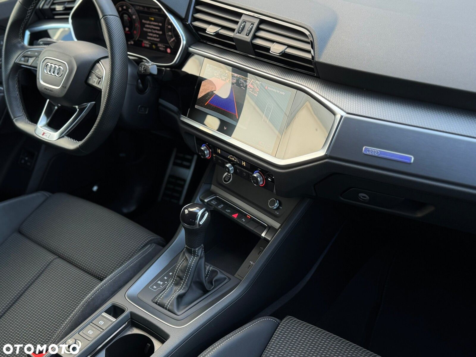 Audi Q3 Sportback - 14