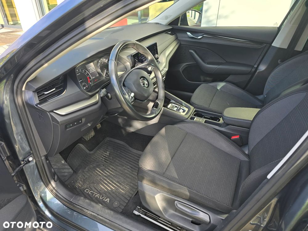 Skoda Octavia - 10