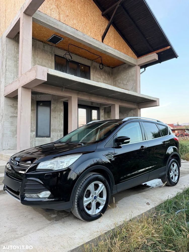 Ford Kuga 2.0 TDCi 4x4 Titanium - 2