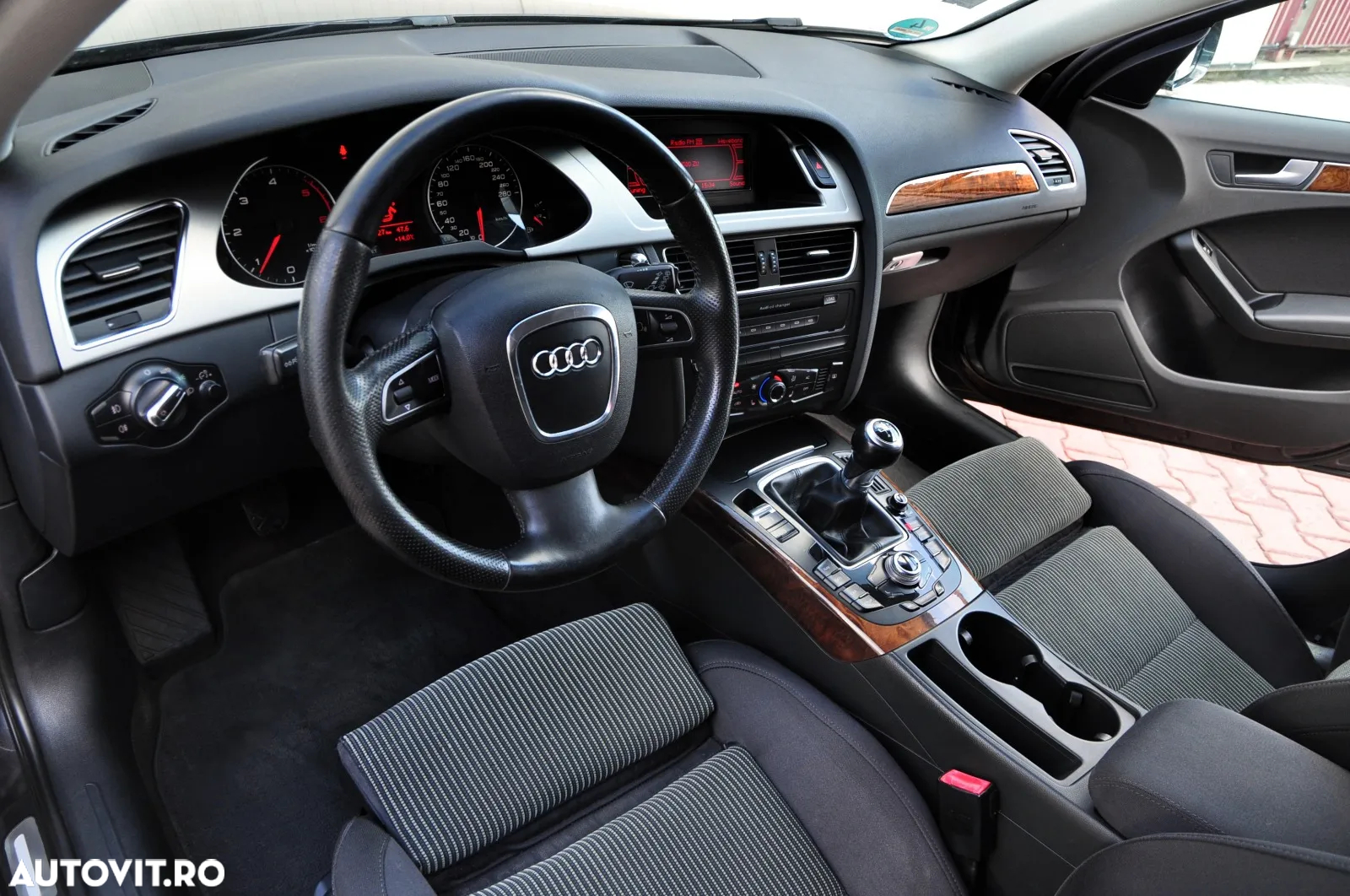 Audi A4 2.0 TDI Avant - 6