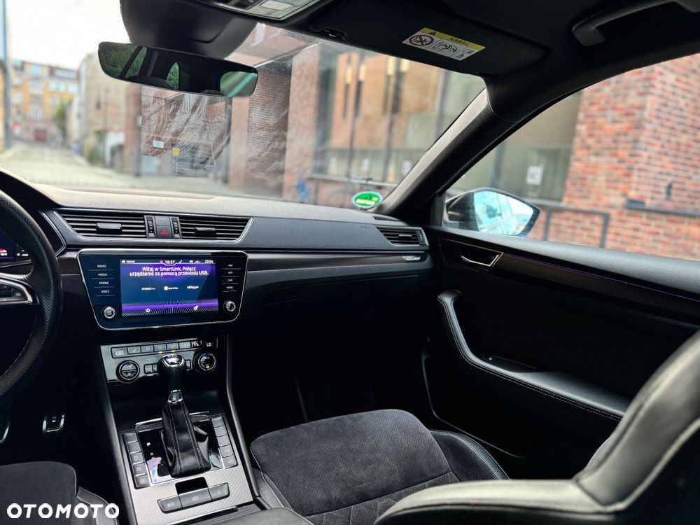 Skoda Superb 2.0 TDI SCR Sportline DSG - 36