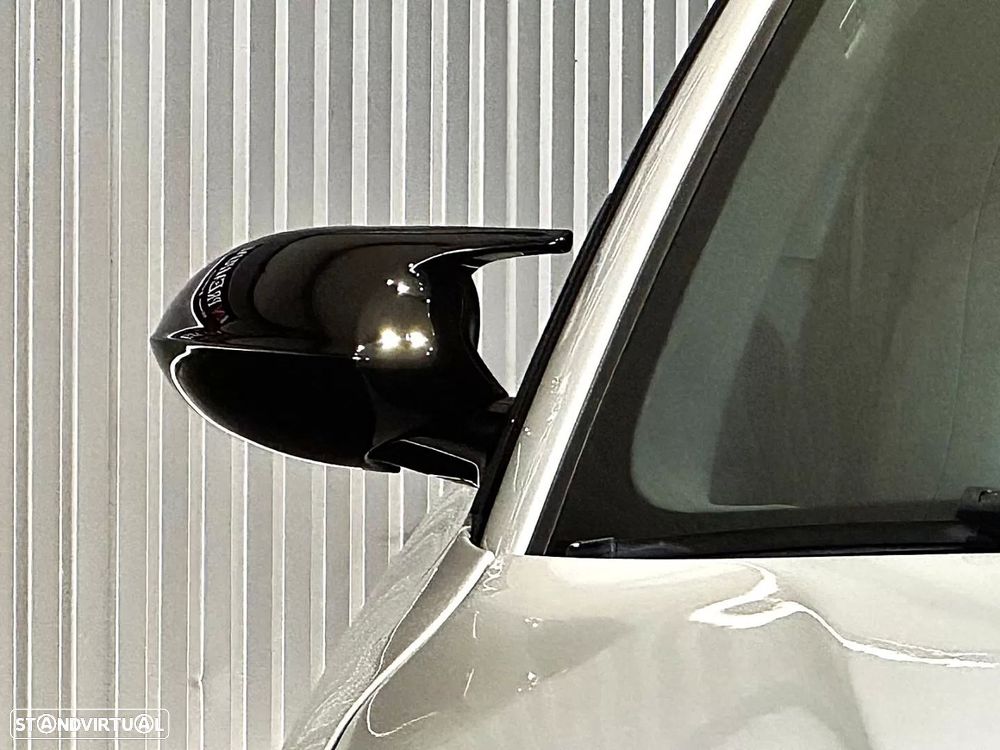 BMW 118 d Pack M - 19