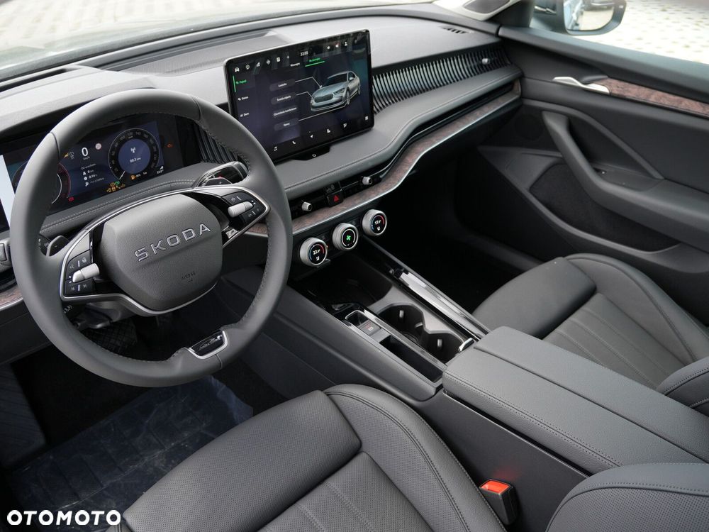 Skoda Superb 2.0 TDI SCR 4x4 L&K DSG - 27