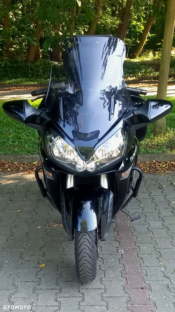 Kawasaki GTR - 2