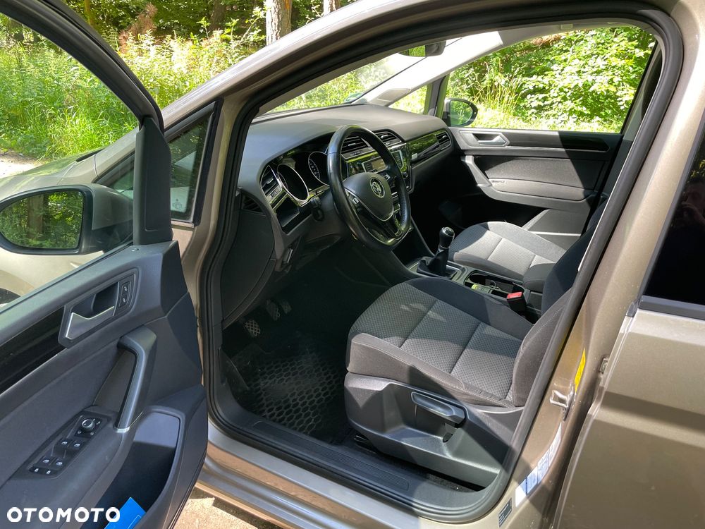 Volkswagen Tiguan - 18