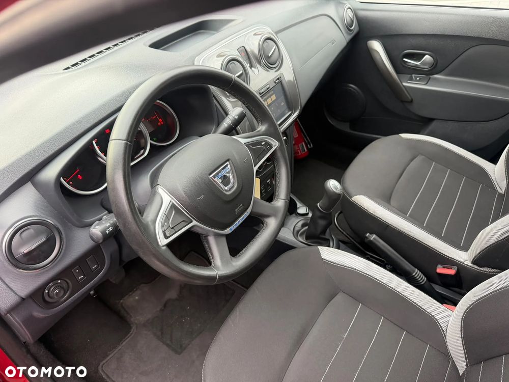 Dacia Sandero Stepway TCe 90 (S&S) Prestige - 9