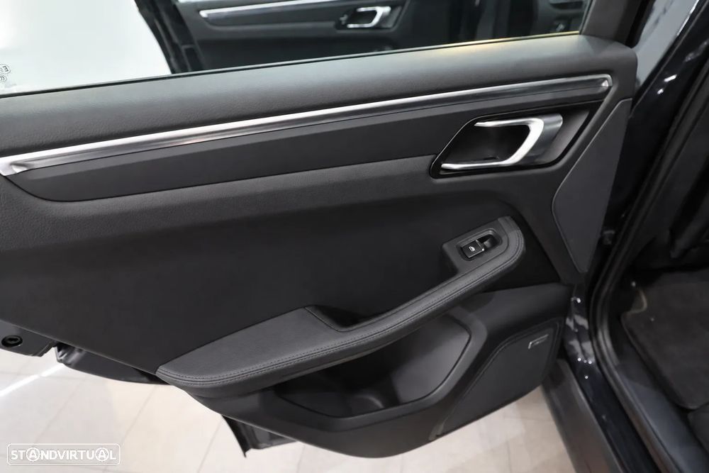 Porsche Macan 2.0T - 21
