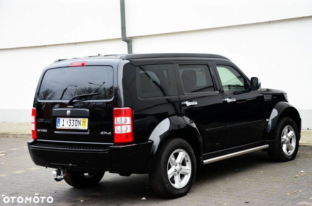Dodge Nitro 3.7 V6 SLT 4WD - 8