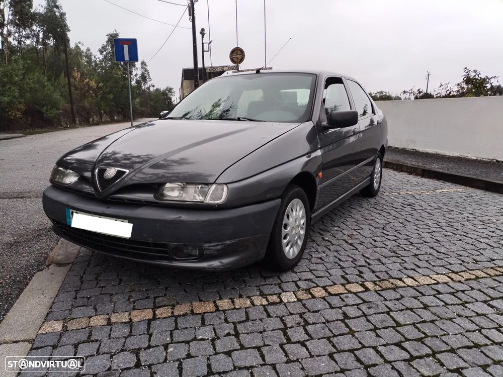 Alfa Romeo 146 1.4 TS 16V Confort - 4