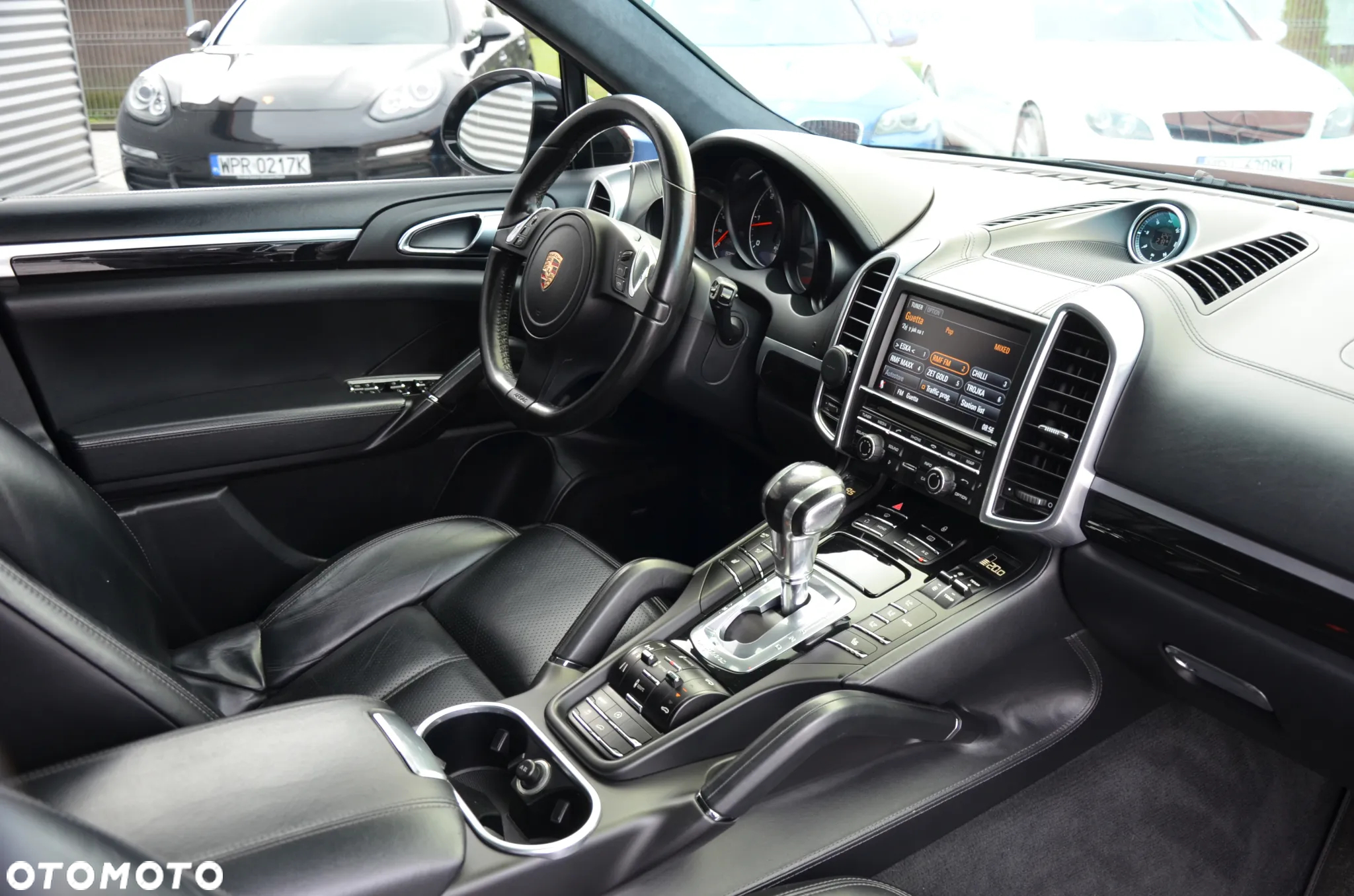 Porsche Cayenne Diesel Platinum Edition - 18