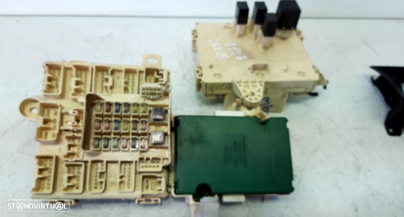 Caixa Fusiveis Lexus Is I (_E1_) - 1