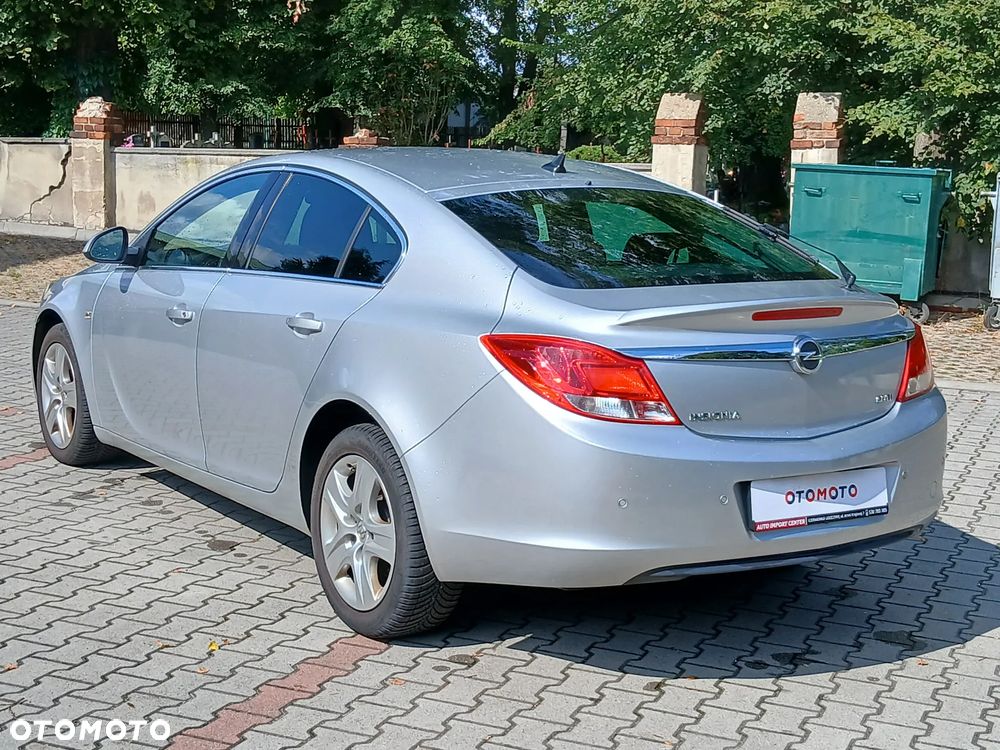Opel Insignia 2.0 CDTI - 21