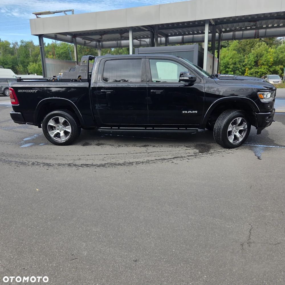 Dodge RAM 5.7 4x4 - 19