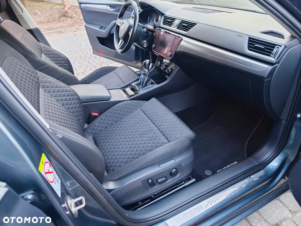 Skoda Superb 2.0 TDI Style - 15