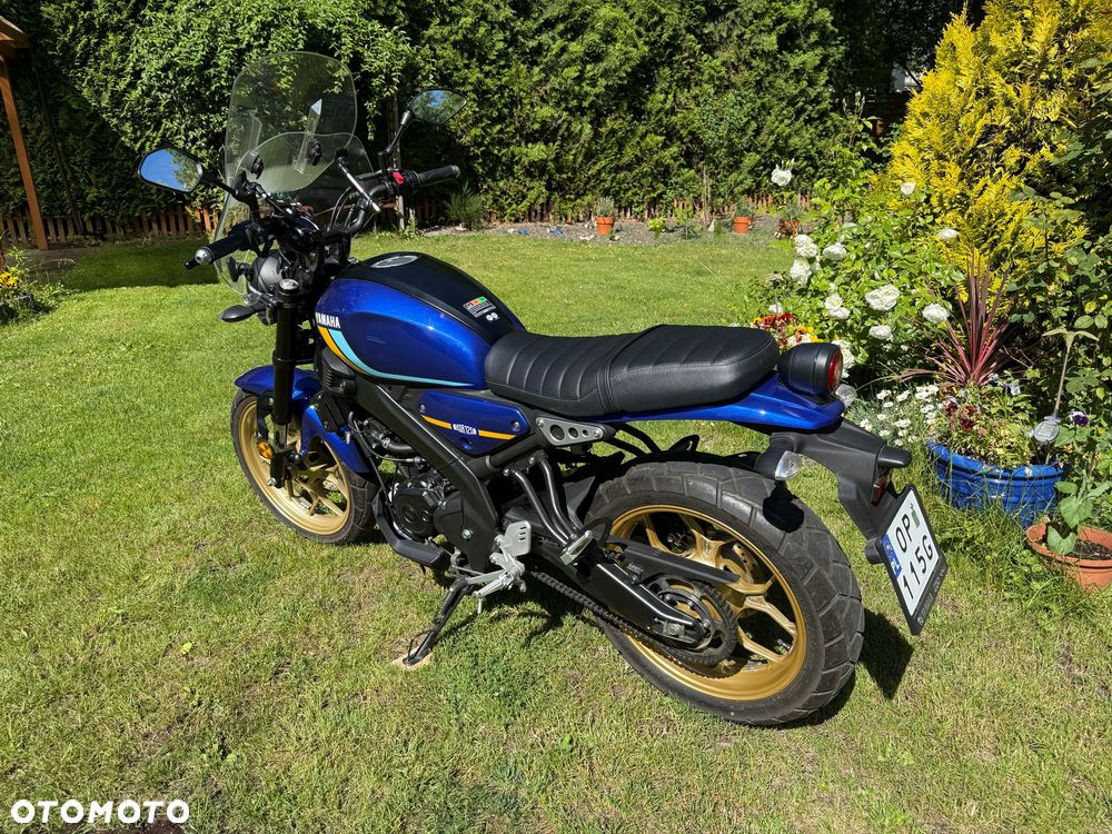 Yamaha XSR - 7