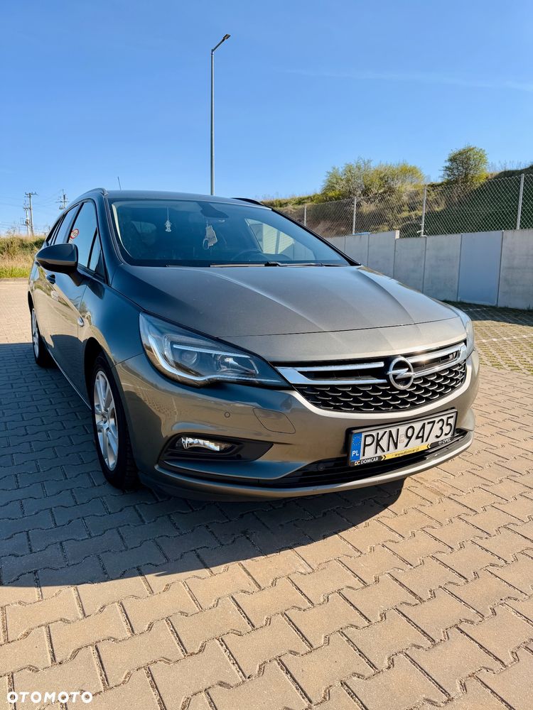 Opel Astra 1.6 CDTI Enjoy - 1