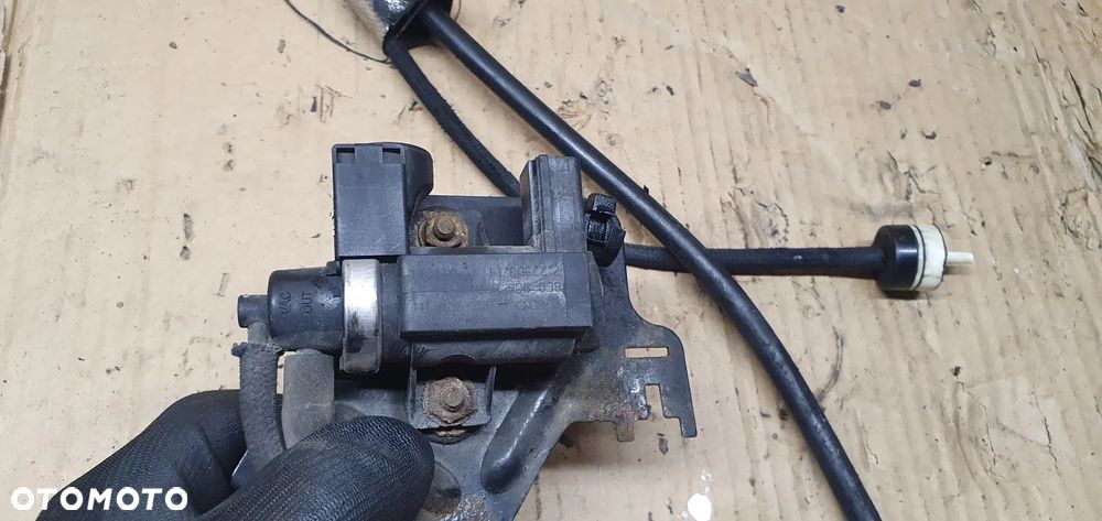 Zawór podciśnienia zaworek Audi A4 B6 1.9 TDI 8E0906628C - 4