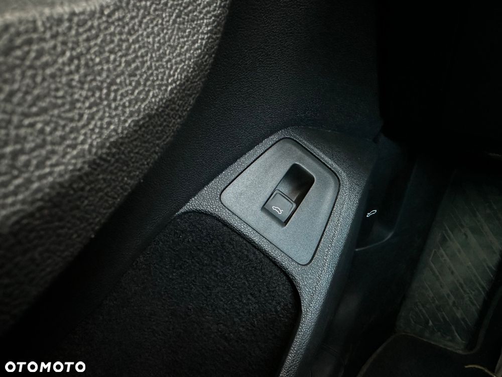 Volkswagen Tiguan - 36