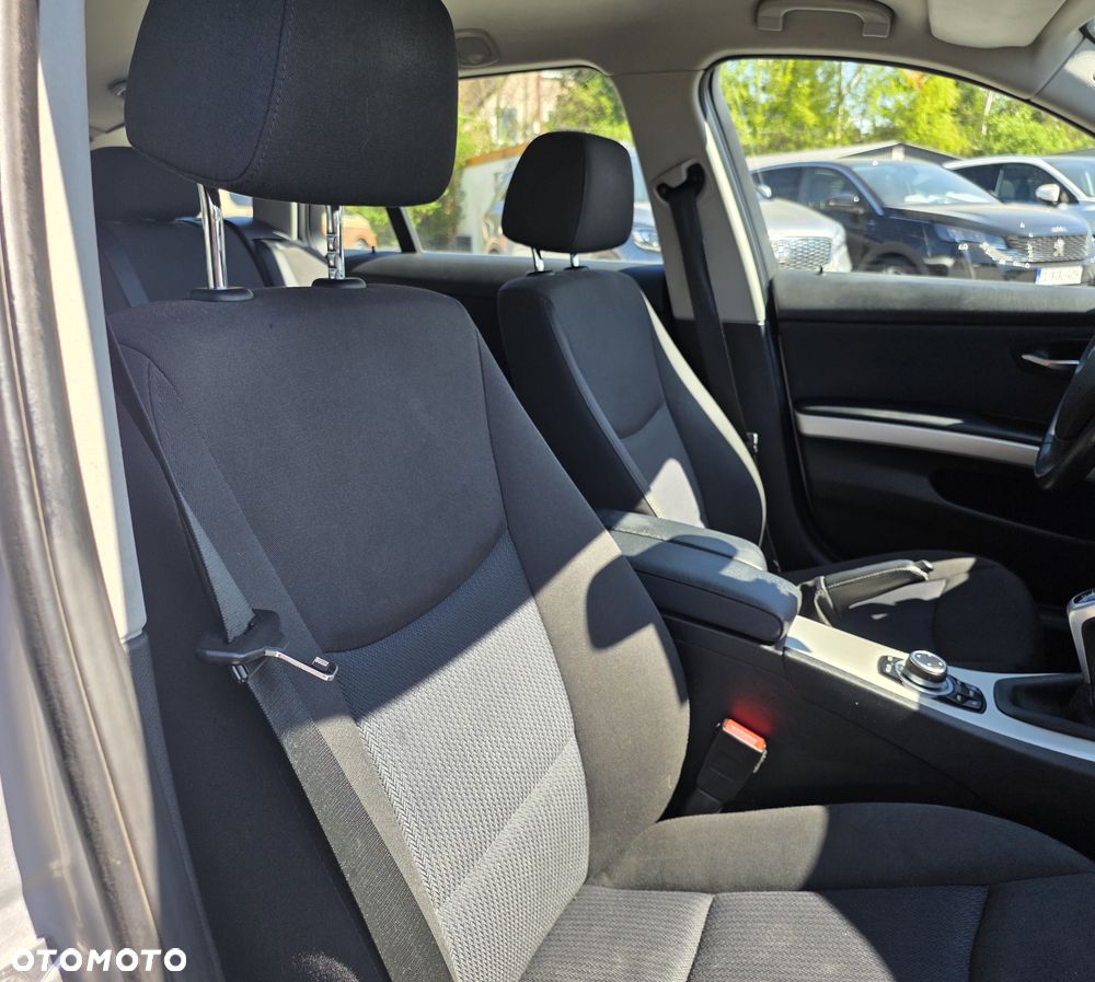 BMW Seria 3 318d DPF Edition Exclusive - 20