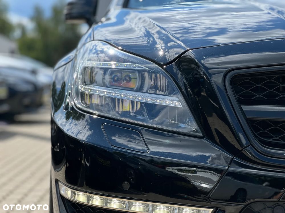 Mercedes-Benz CLS - 11