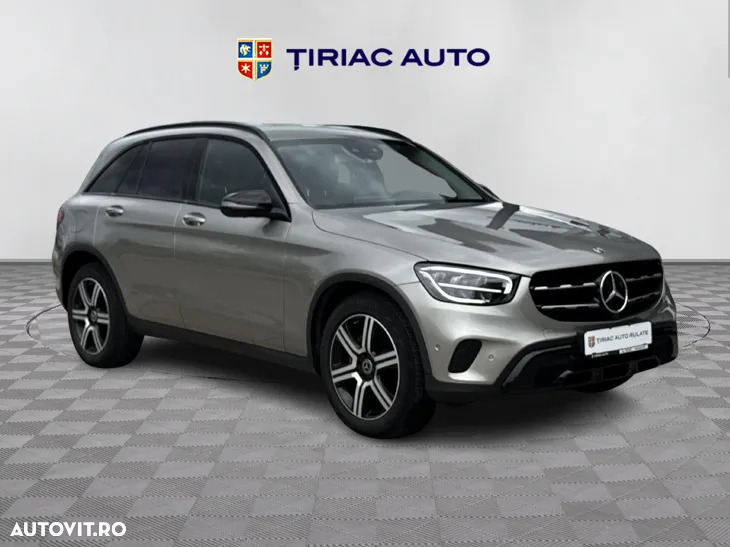 Mercedes-Benz GLC 300 d 4Matic 9G-TRONIC Exclusive - 9