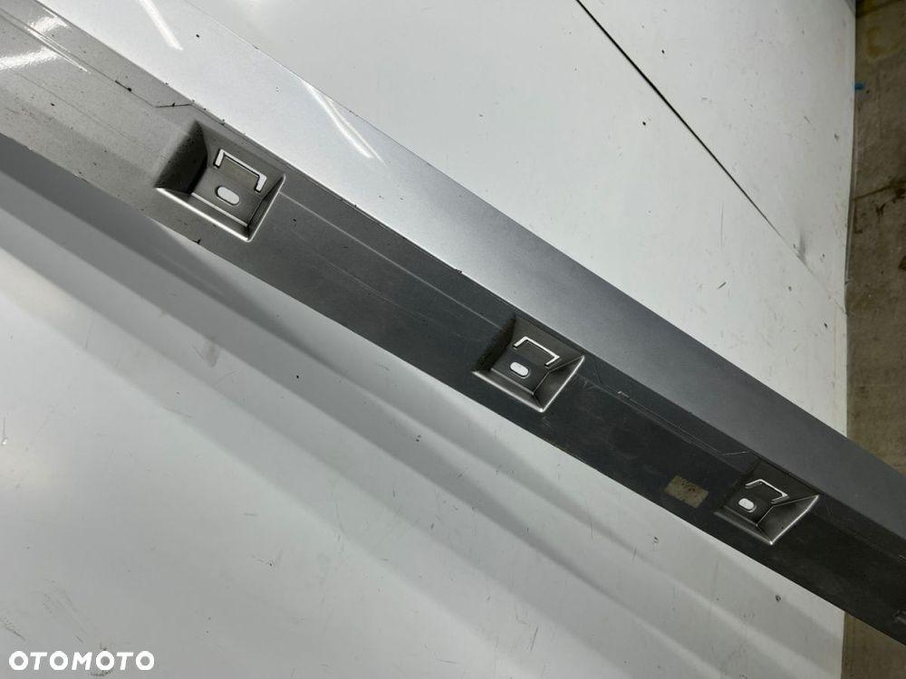 Nakładka progu VW Passat B8 14-23r. prawa listwa prawy próg zewnętrzny 3G0853858 - 5