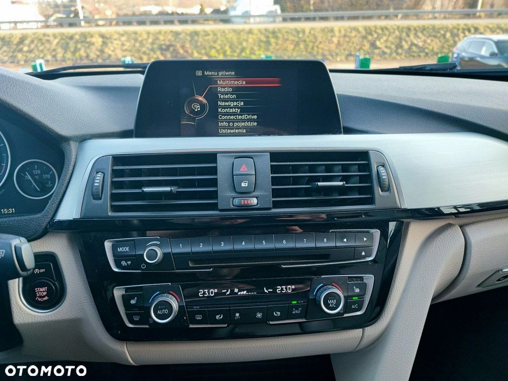 BMW Seria 3 318i - 13