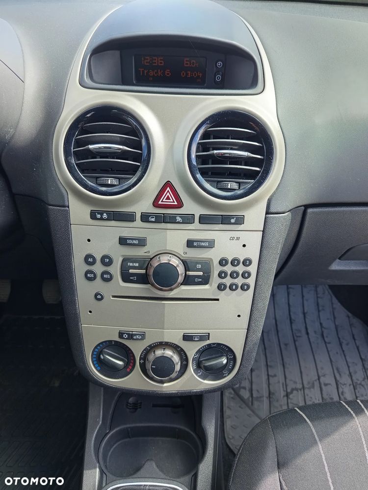 Opel Corsa 1.2 16V - 10