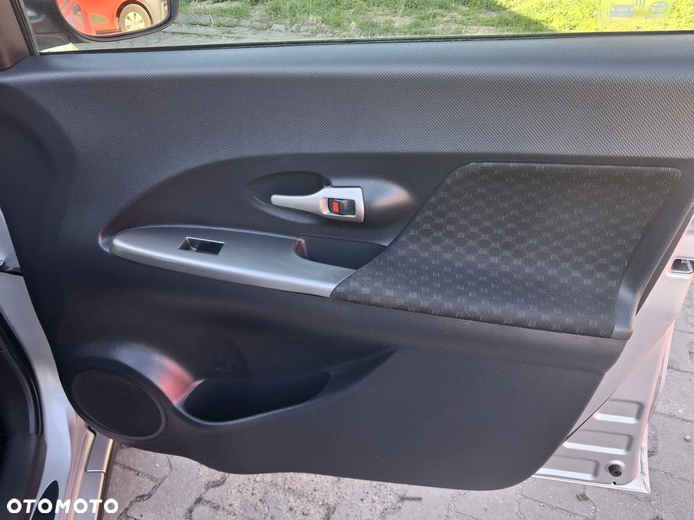 Toyota Urban Cruiser 1.33 4x2 Club - 29