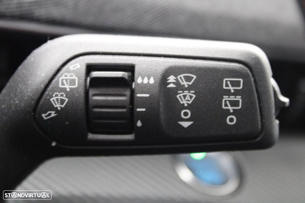 Ford Mustang Mach-E 72.6 kWh Premium AWD - 21