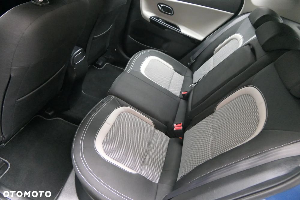 Kia Ceed 1.6 GDI Dream-Team Edition - 20