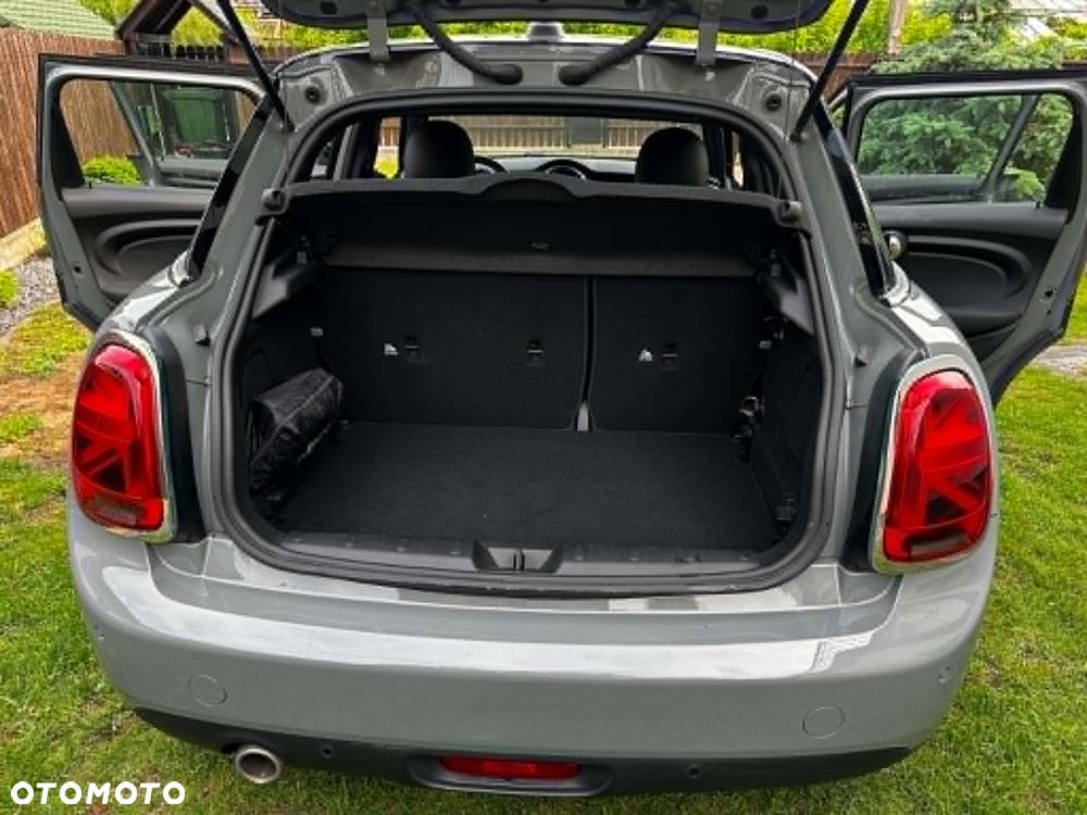 MINI Cooper Classic Trim - 5