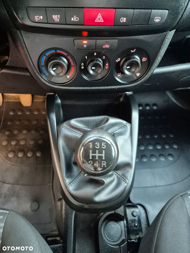 Opel Combo - 29