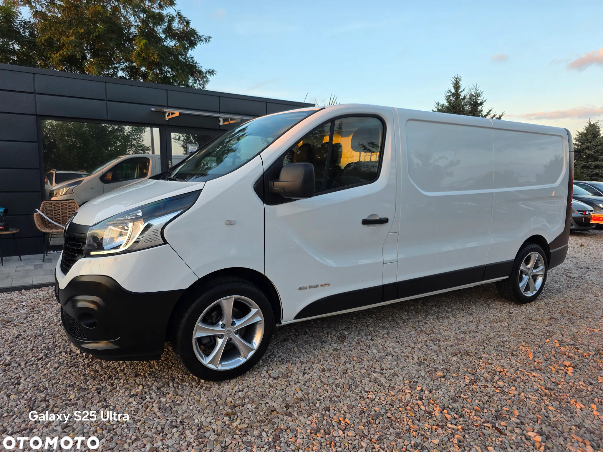 Renault Trafic - 21