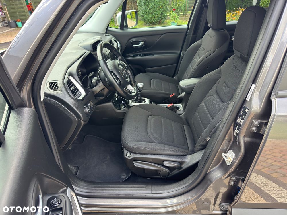 Jeep Renegade 1.4 MultiAir Limited - 31