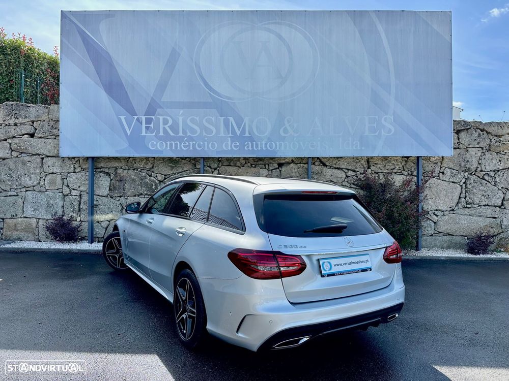Mercedes-Benz C 300 - 2